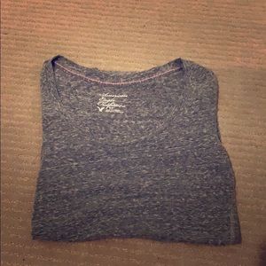 Grey tee shirt